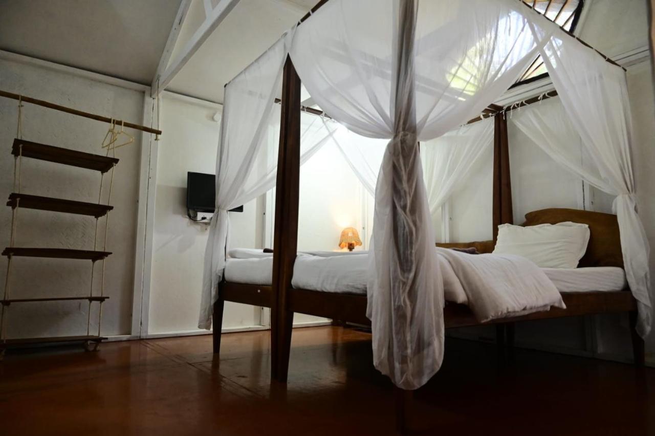 Village Susegat Beach Resort Морджим Екстериор снимка