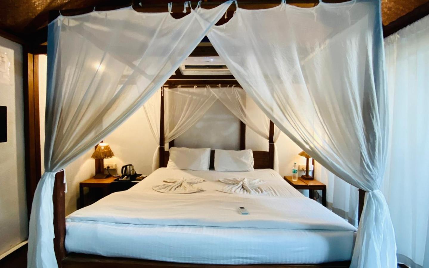 Village Susegat Beach Resort Морджим Екстериор снимка
