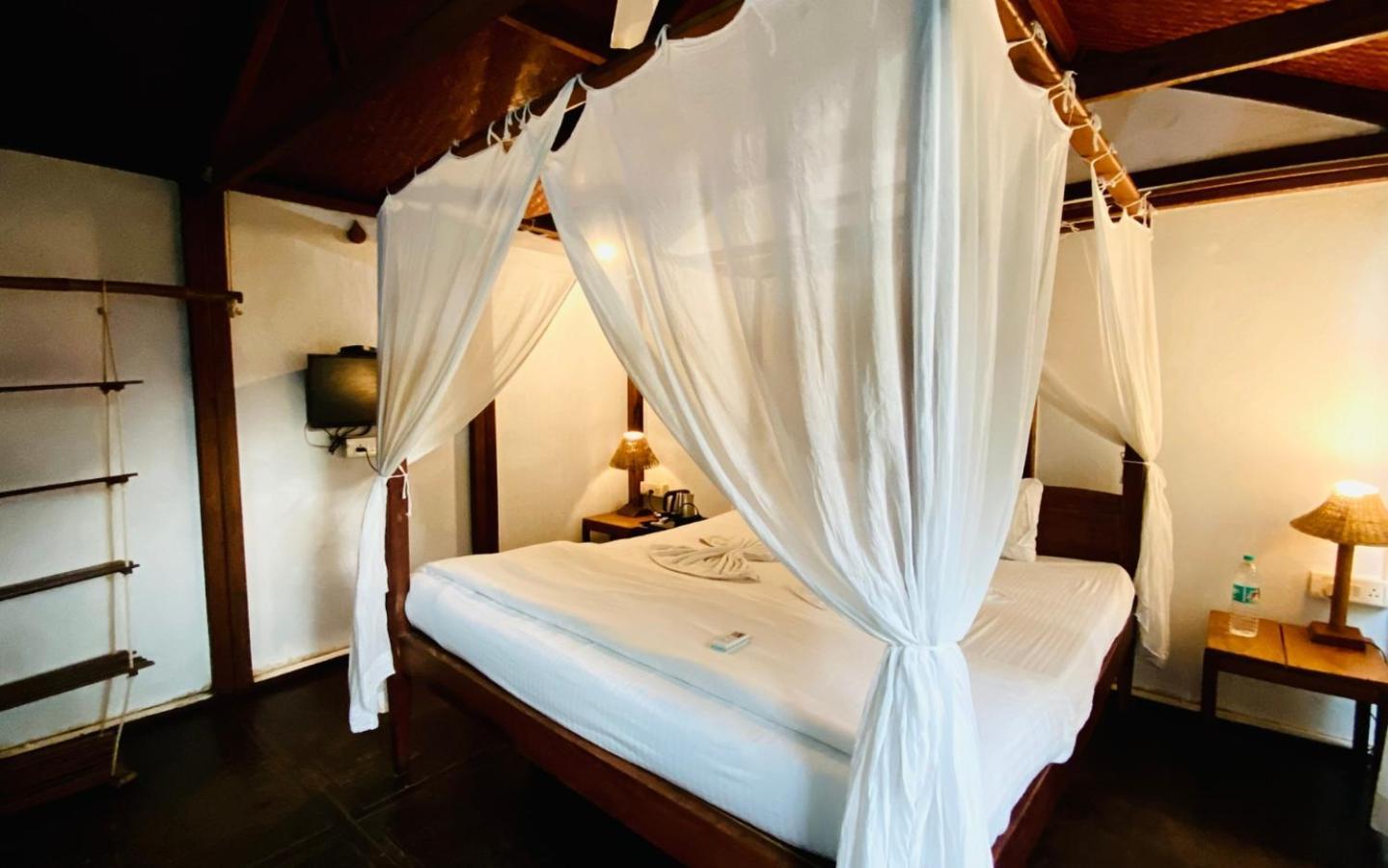 Village Susegat Beach Resort Морджим Екстериор снимка