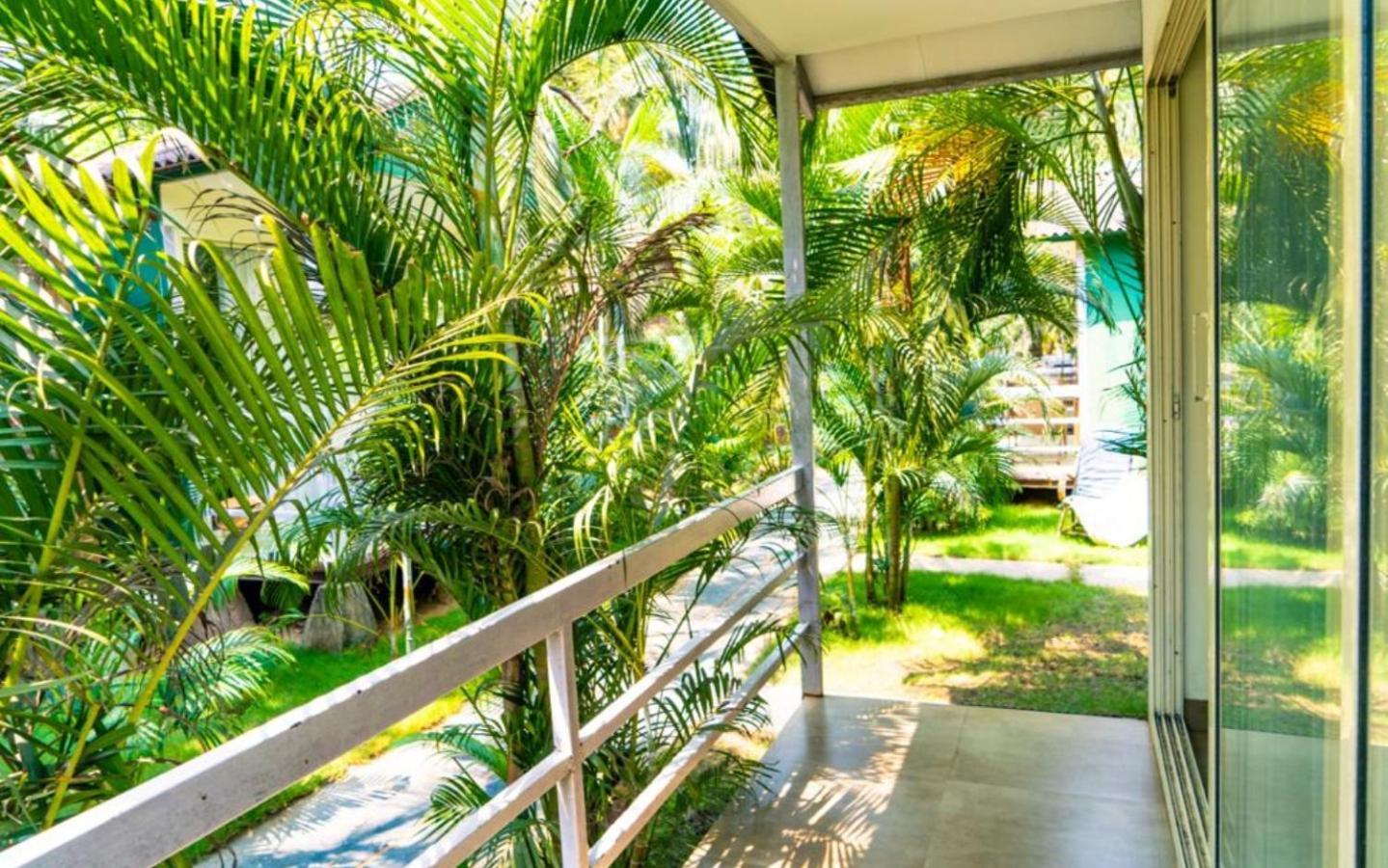 Village Susegat Beach Resort Морджим Екстериор снимка